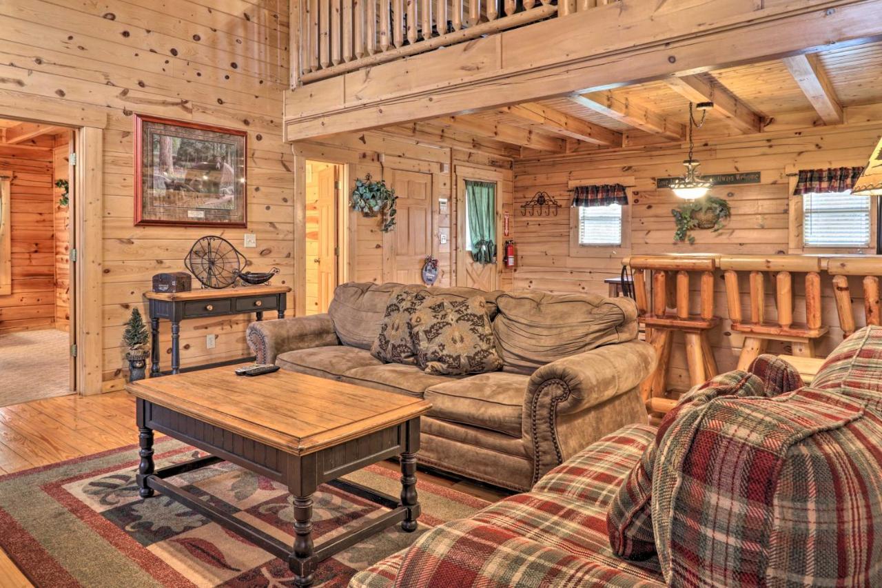 Pigeon Forge Cabin With Games, 1 Mi To Parkway! Экстерьер фото